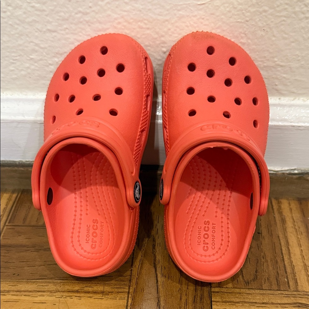Crocs Kids Classic Clog - coral color